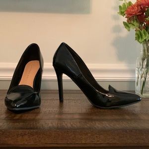 Patent Black Lauren Conrad Heels 🔥